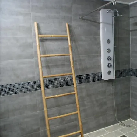 Daire Loft Ravissant Avec Piscine Cagnes-sur-Mer